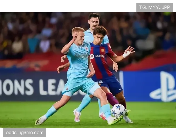 布斯克茨稳健发挥彰显中场大师风范,持续助力球队表现 布斯克茨稳健发挥彰显中场大师风范,持续助力球队表现