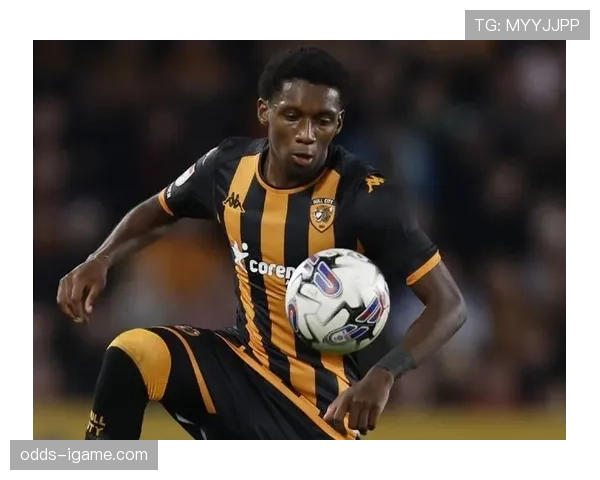 赫尔城凭借顽强防守与高效反击力克对手,斩获关键三分 赫尔城凭借顽强防守与高效反击力克对手,斩获关键三分